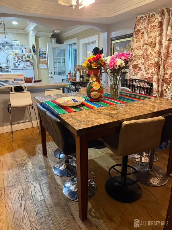 Perth Amboy, NJ 08861,599 Pacific AVE