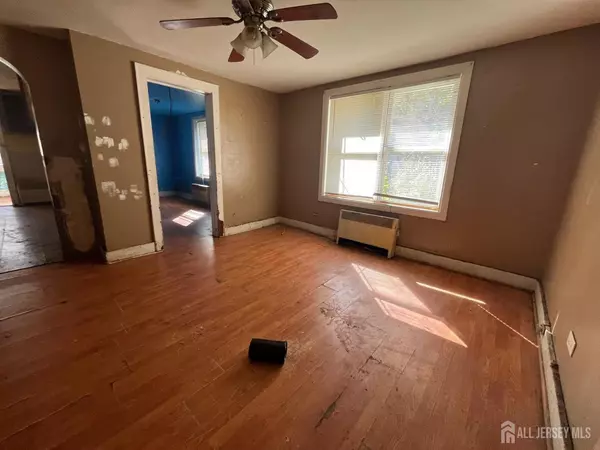 Jamesburg, NJ 08831,10 Pergola AVE