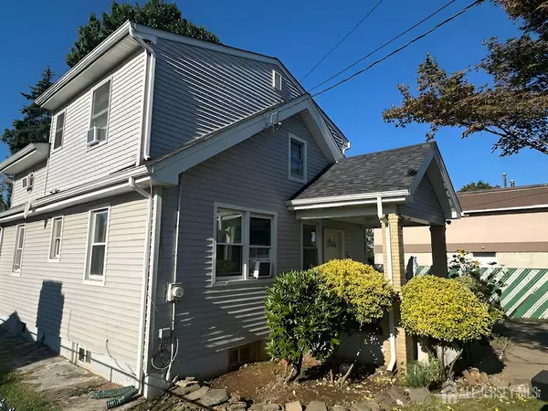 North Brunswick, NJ 08902,988 Elmer PL