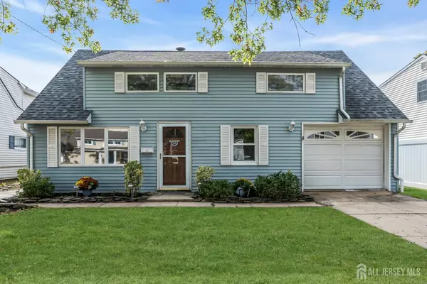 105 Grand AVE, Iselin, NJ 08830