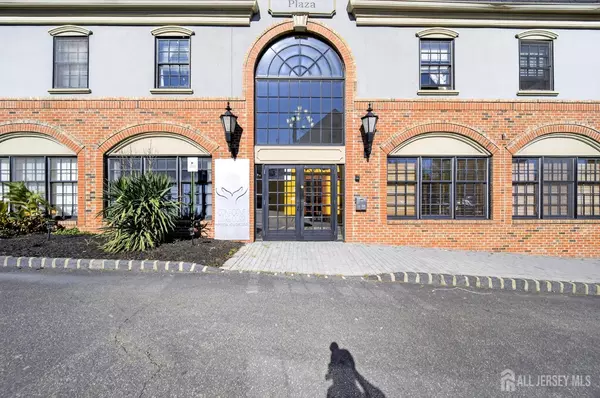 Perth Amboy, NJ 08861,421 State ST