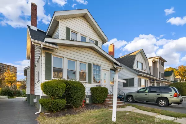 East Orange, NJ 07017,337 N Maple AVE N