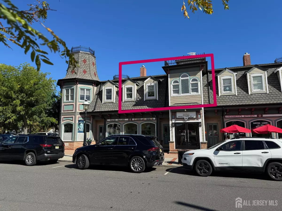 Metuchen, NJ 08840,54 Pearl ST #56