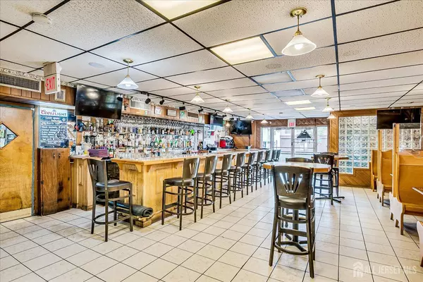 Carteret, NJ 07008,1241 Roosevelt AVE