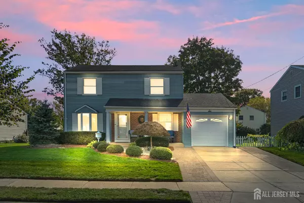 6 Briar RD, Freehold, NJ 07728