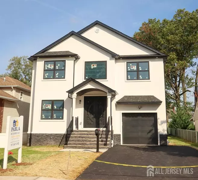 26 Wildwood AVE, Fords, NJ 08863