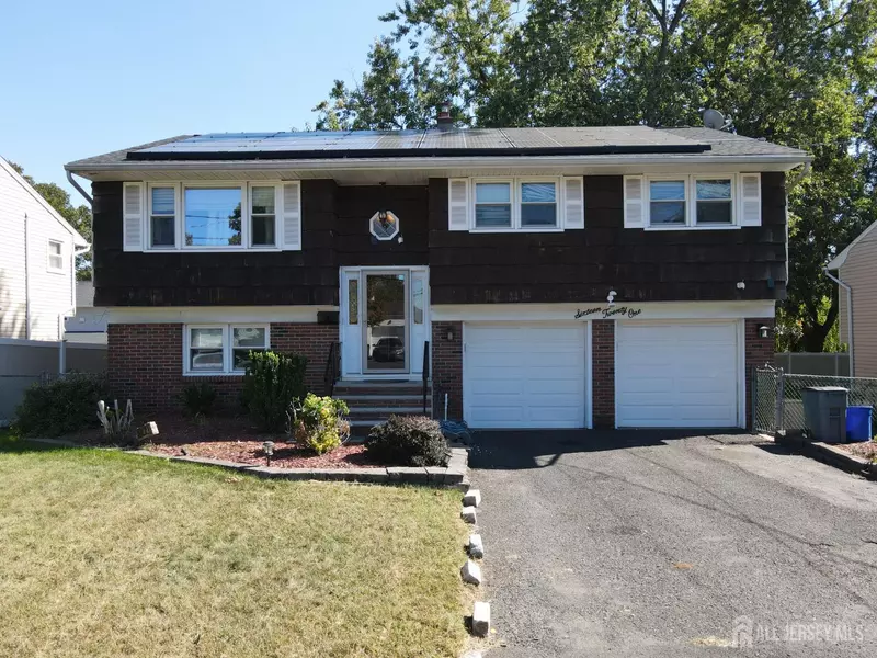 1621 Albert ST, Piscataway, NJ 08854