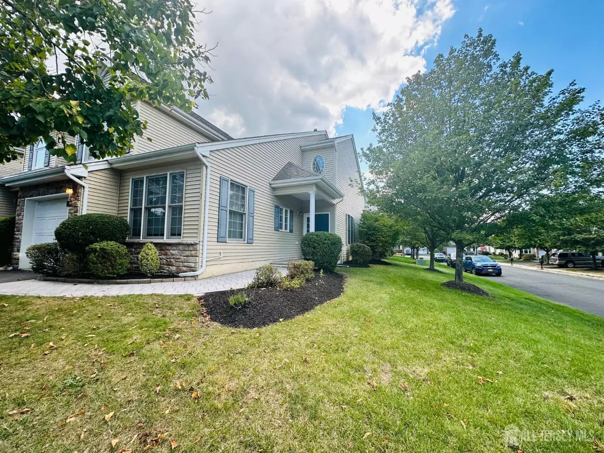 Franklin, NJ 08873,1 Silcox PL