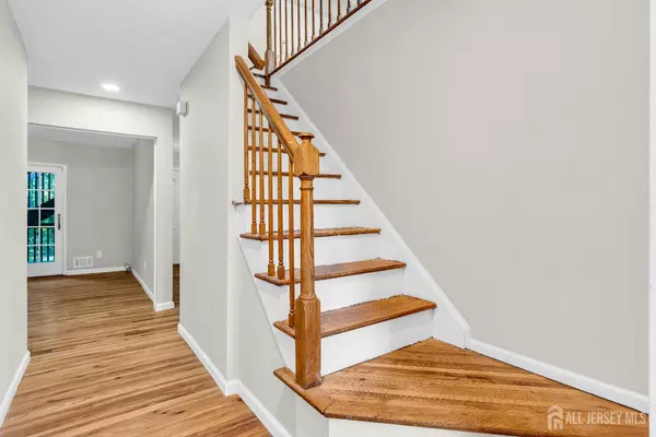 Union Twp, NJ 07083,1322 Marcella DR