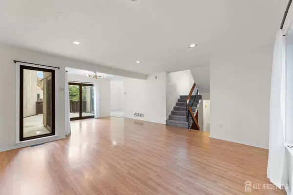 Old Bridge, NJ 08857,65 Diamond LN