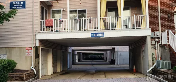 532 Great Beds Ct CT, Perth Amboy, NJ 08861