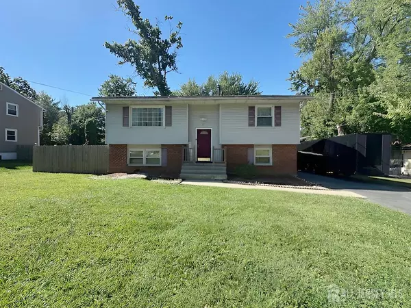 41 Poland ST, Ewing, NJ 08638