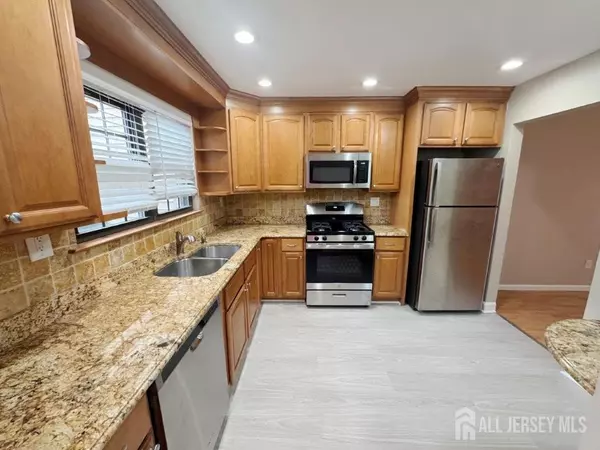 Fords, NJ 08863,54 Parsler PL