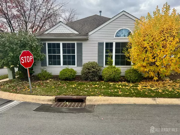 Monroe, NJ 08831,277 Nighthawk DR