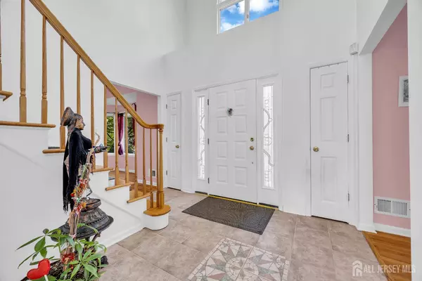 Edison, NJ 08820,133 N Christie ST N