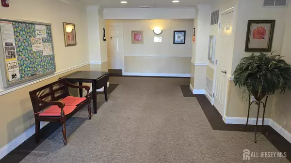 Edison, NJ 08837,103 Liddle AVE