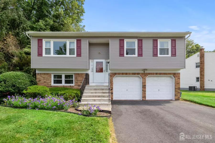 6 Michelle CT, Ewing, NJ 08628