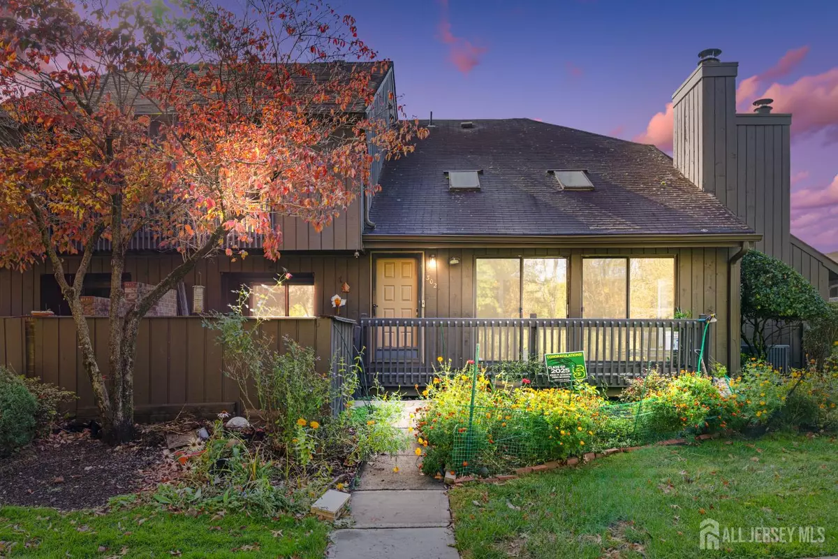 Edison, NJ 08820,302 Westgate DR