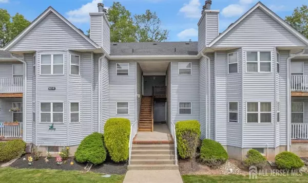 353 Ventnor CT, Piscataway, NJ 08854