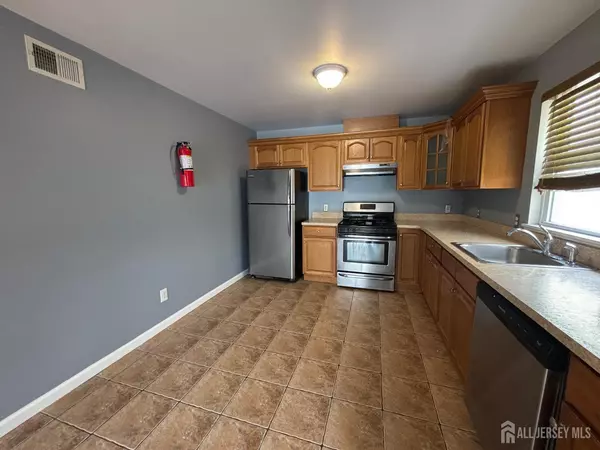 Newark, NJ 07112,174 Keer AVE