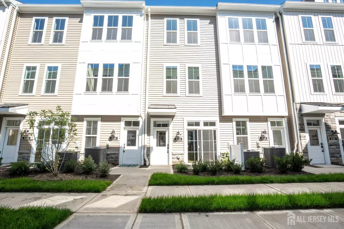 West Windsor, NJ 08540,8104 Donatello DR