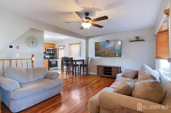 Sayreville, NJ 08859,31 Carter PL