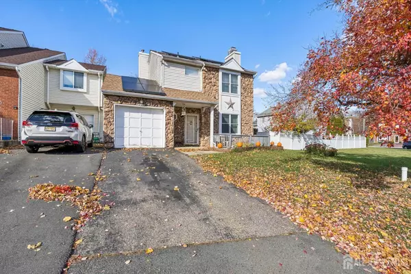 South Brunswick, NJ 08810,48 Woodland WAY