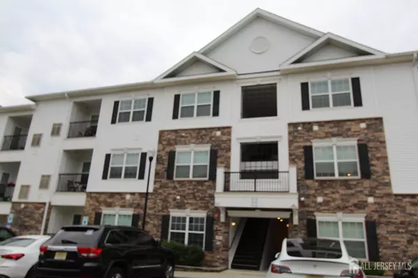 814 Stiller LN, Monroe, NJ 08831