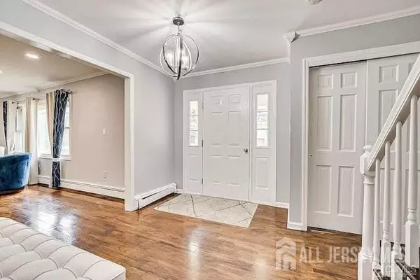 Edison, NJ 08820,3993 Park AVE