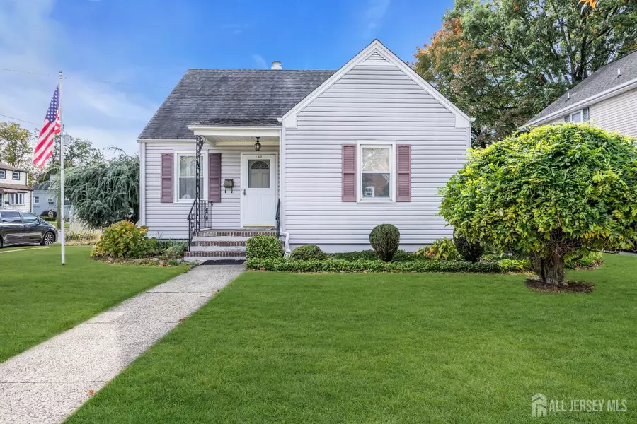 143 Safran AVE, Edison, NJ 08837