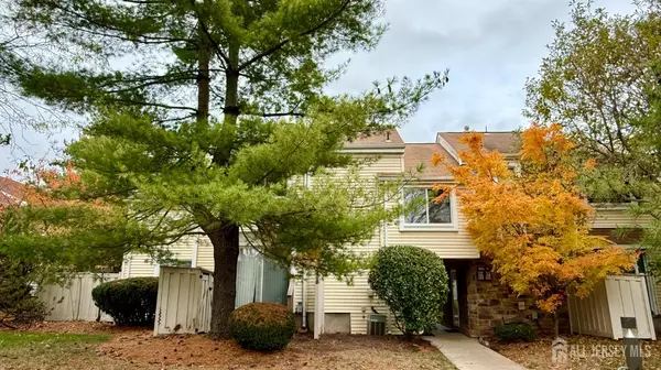 1150 Schmidt LN, North Brunswick, NJ 08902