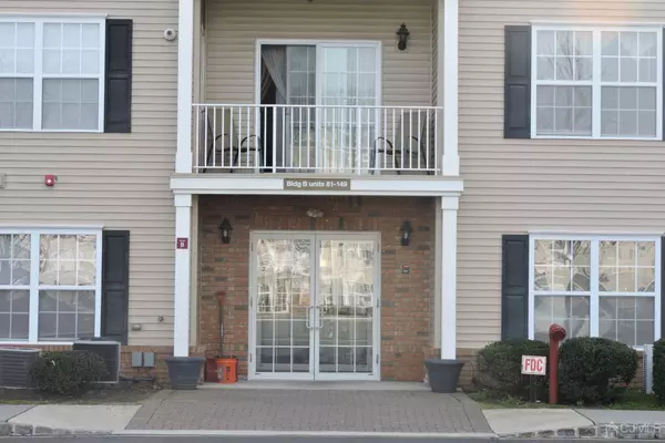 Edison, NJ 08837,81 Liddle AVE