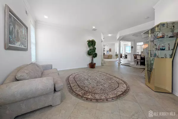 Monroe, NJ 08831,23 Crooked Stick PL