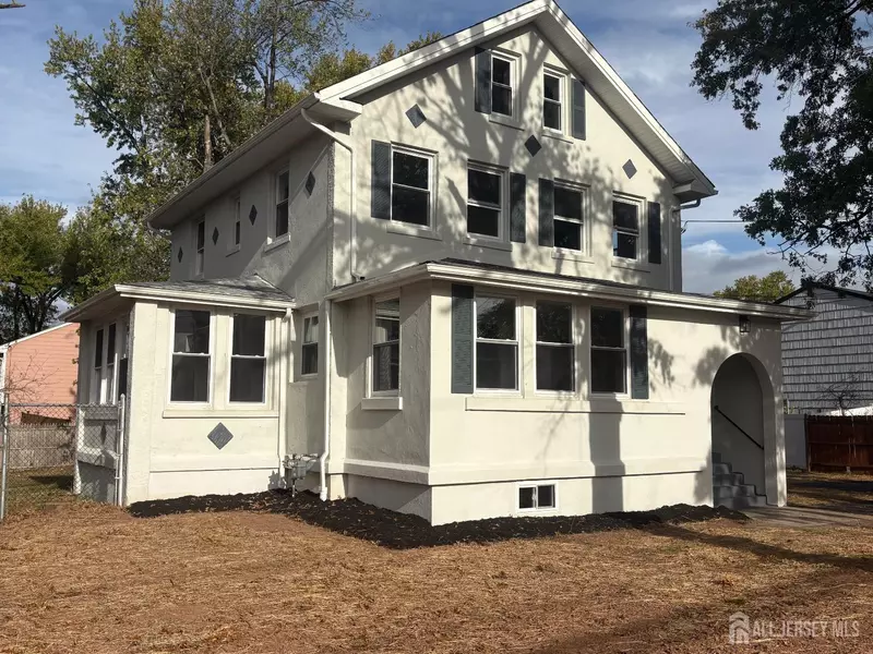 111 Doyle ST, Piscataway, NJ 08854