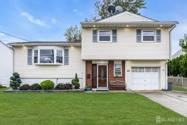 Carteret, NJ 07008,43 charlotte ST