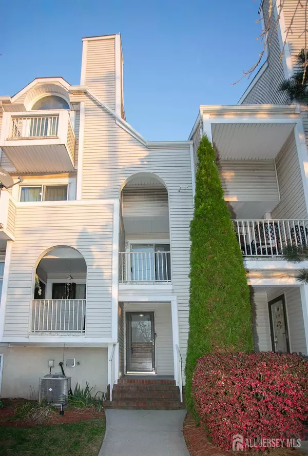 410 Johnstone ST, Perth Amboy, NJ 08861