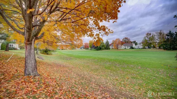 Monroe, NJ 08831,40-B Rutland LN