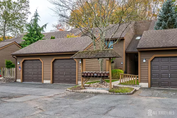 Edison, NJ 08820,145 Maplewood CT