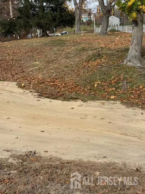 Old Bridge, NJ 08857,1207 Marlboro RD