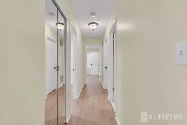 Bridgewater, NJ 08807,3010 Doolittle DR