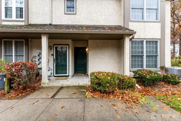 103 Commons At Kingswood DR, East Brunswick, NJ 08816