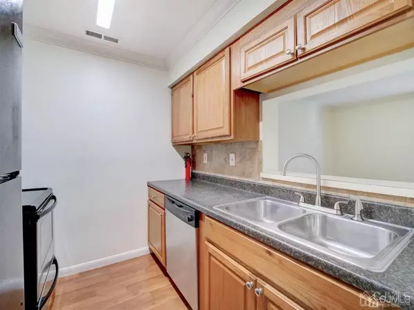 Plainsboro, NJ 08536,1513 Ravens Crest DR