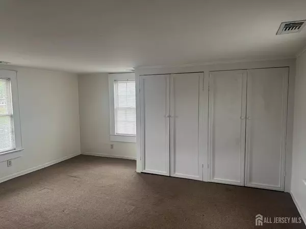 South River, NJ 08882,131 Main ST