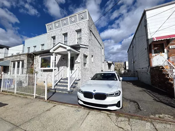 102 Clendenny AVE, Jersey City, NJ 07304