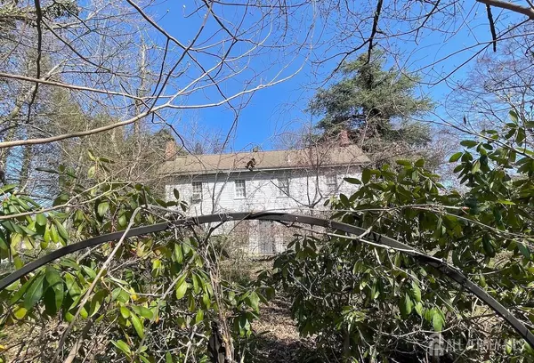 Middletown, NJ 07748,8 Church ST