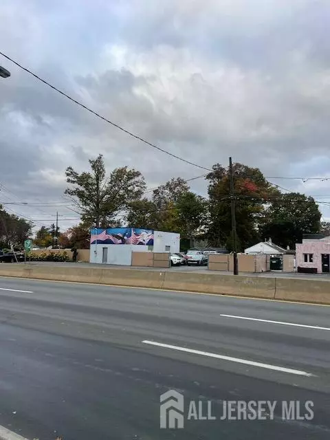 Avenel, NJ 07001,867 Us Highway 1 HWY