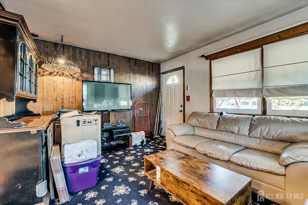 Old Bridge, NJ 08879,615 Greenwood AVE