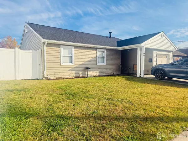 Carteret, NJ 07008,3 Jessie ST