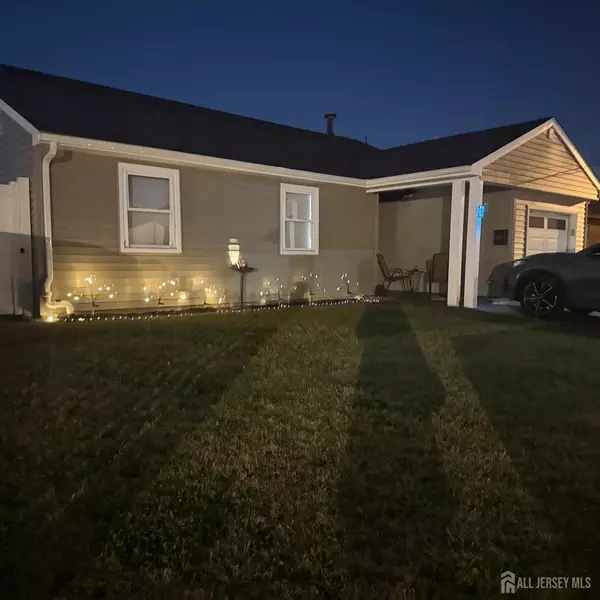 3 Jessie ST, Carteret, NJ 07008