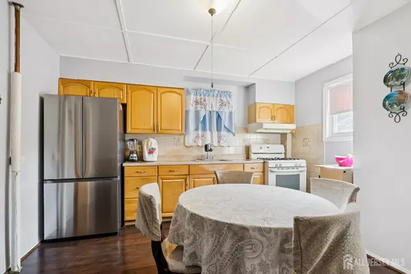 Perth Amboy, NJ 08861,203 Gordon ST